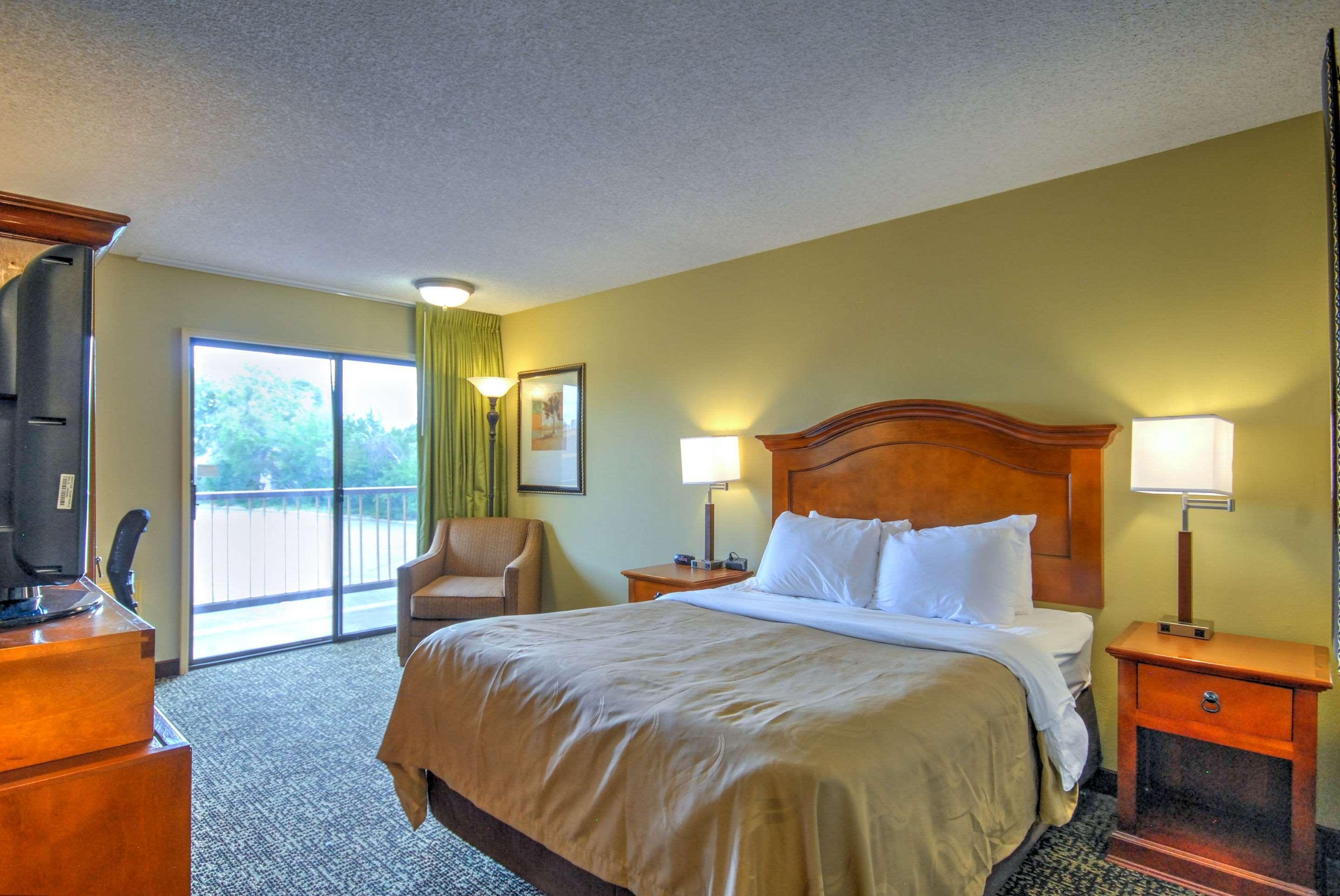 Quality Inn Big Sky Kalispell Exterior photo