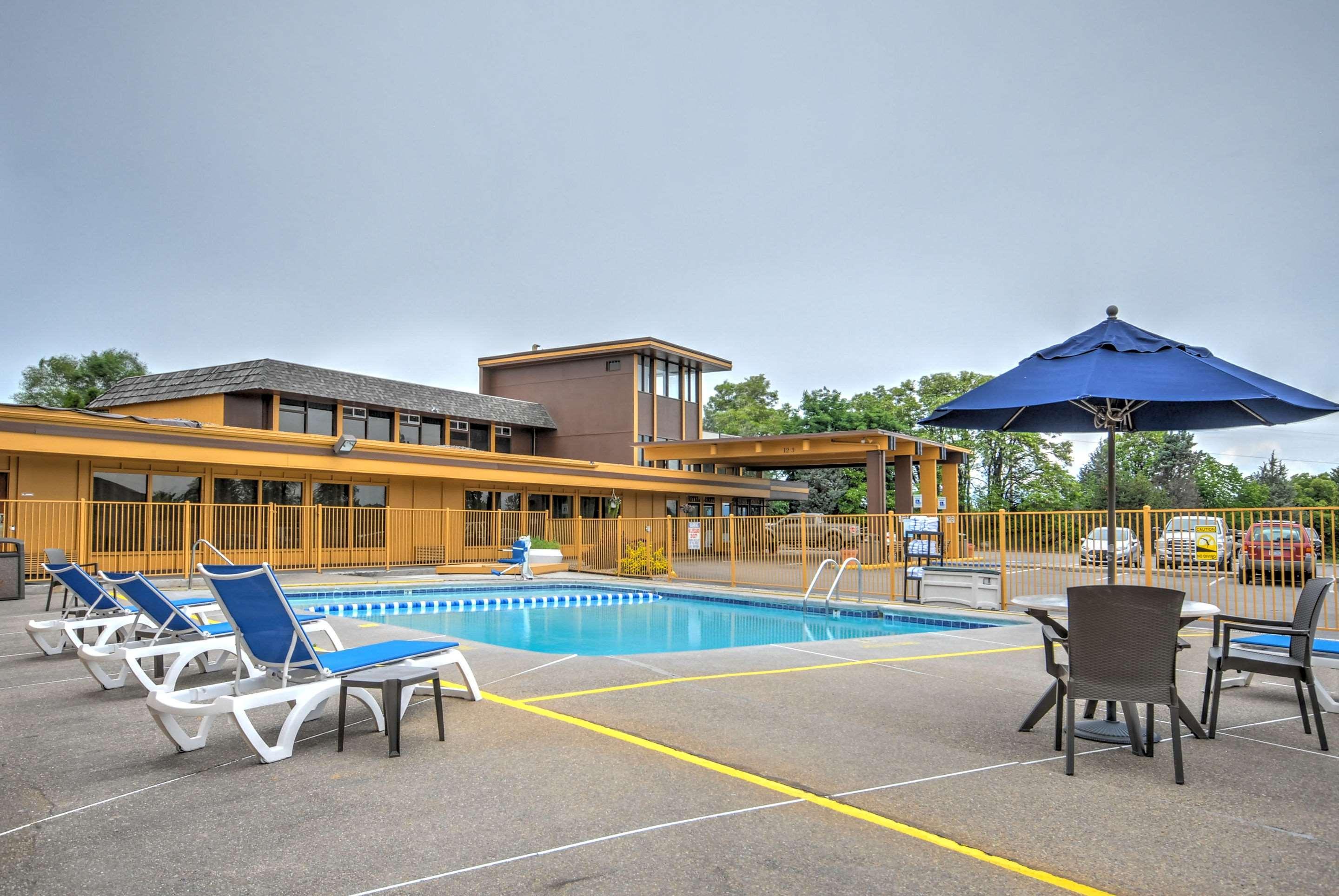 Quality Inn Big Sky Kalispell Exterior photo