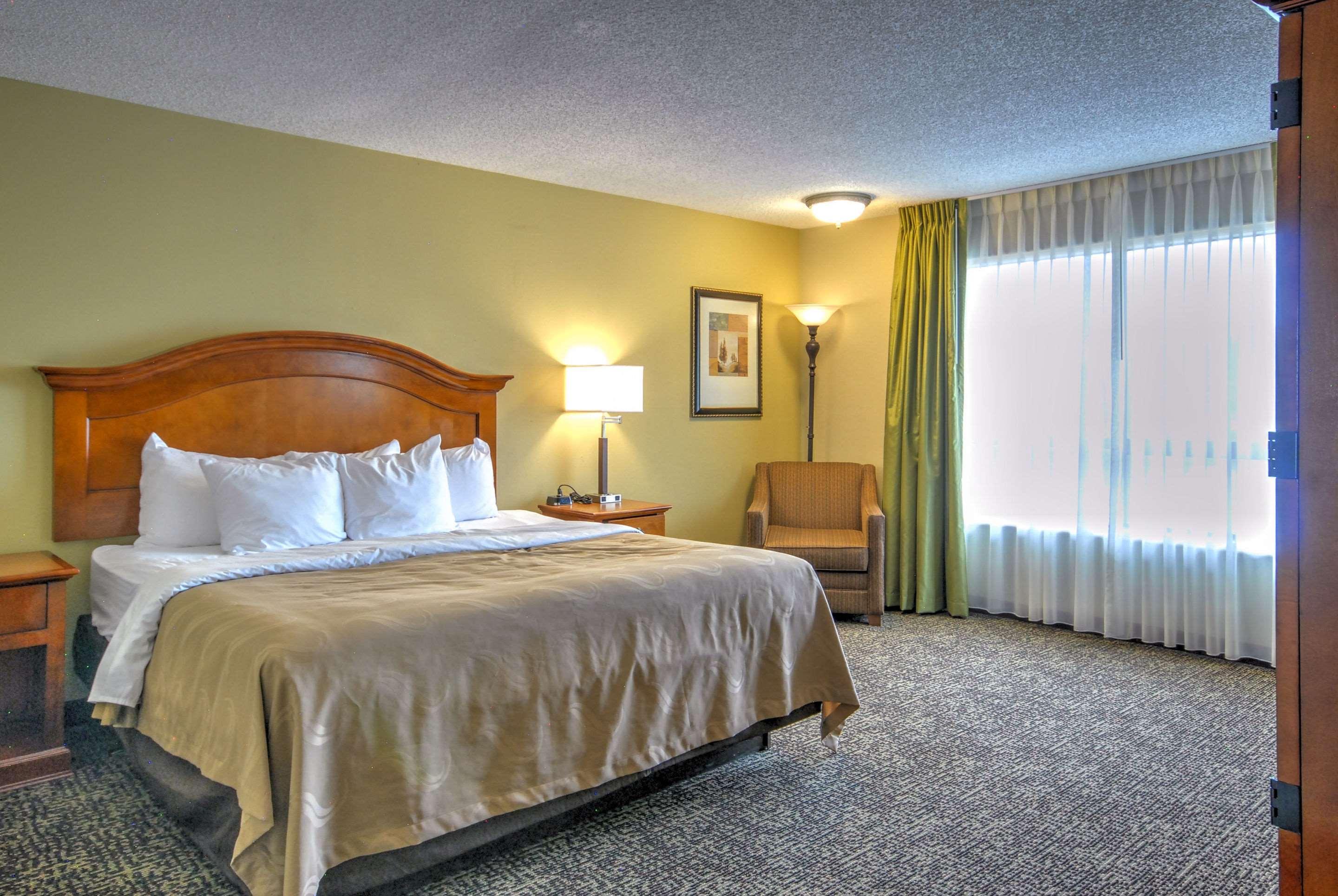 Quality Inn Big Sky Kalispell Exterior photo