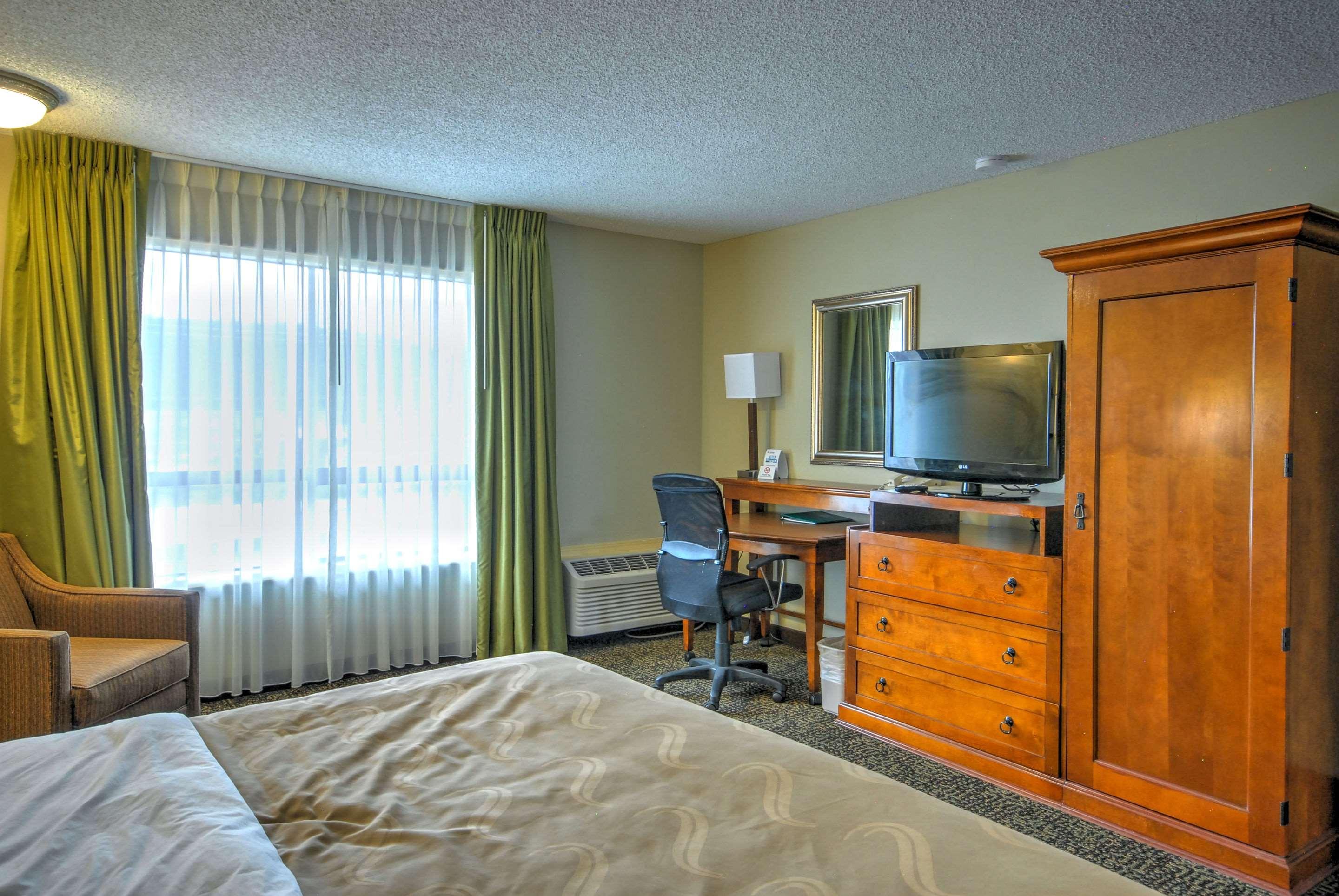 Quality Inn Big Sky Kalispell Exterior photo