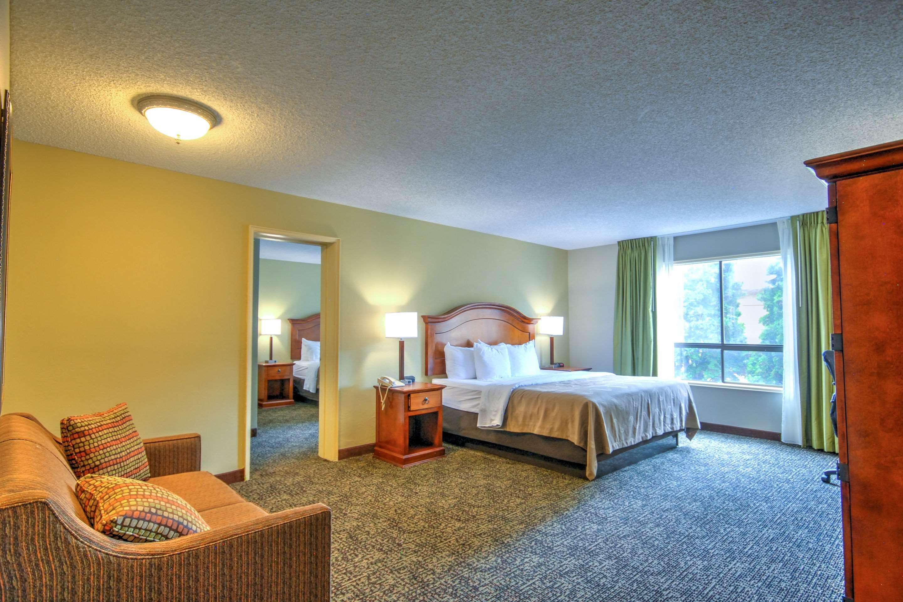 Quality Inn Big Sky Kalispell Exterior photo