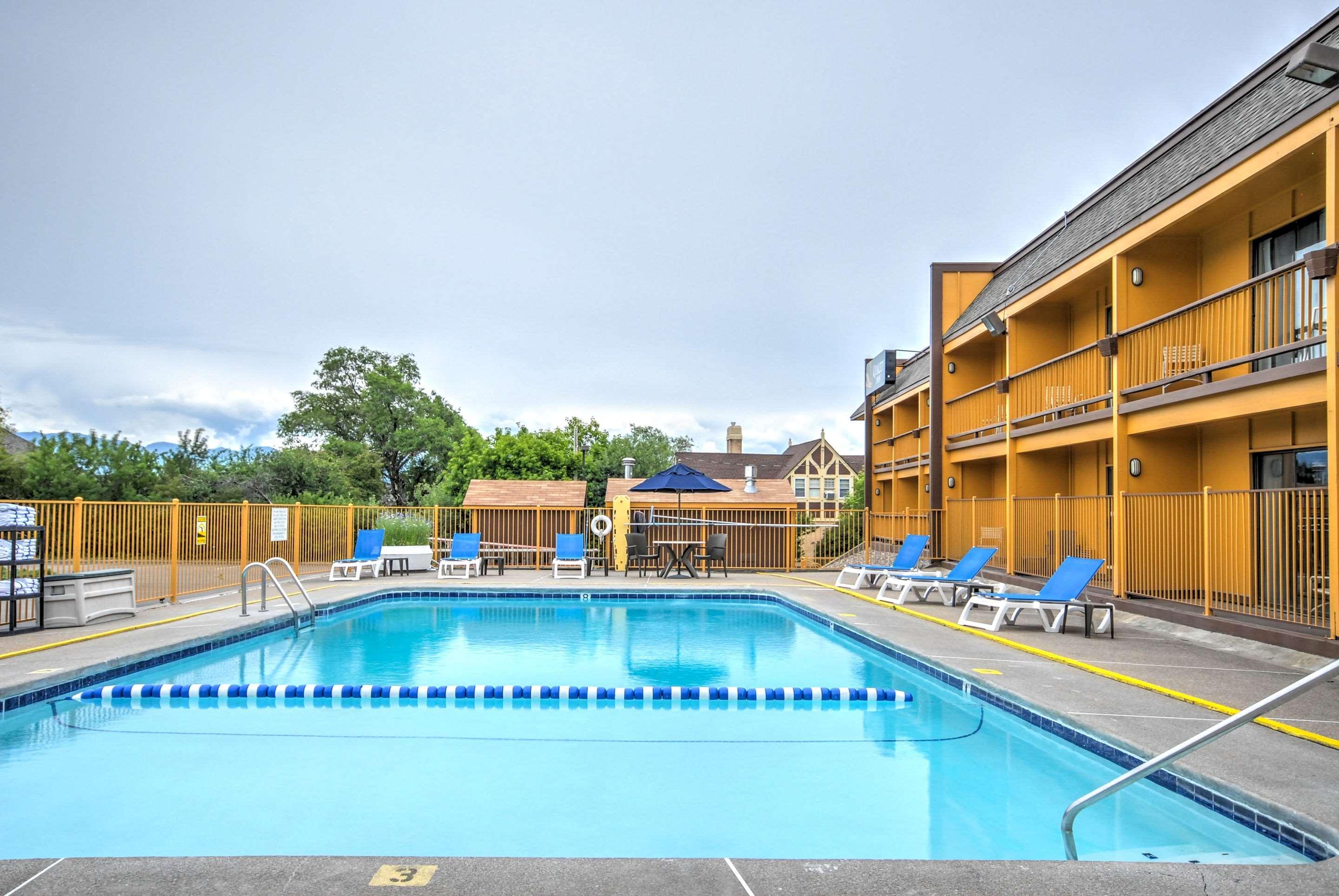 Quality Inn Big Sky Kalispell Exterior photo