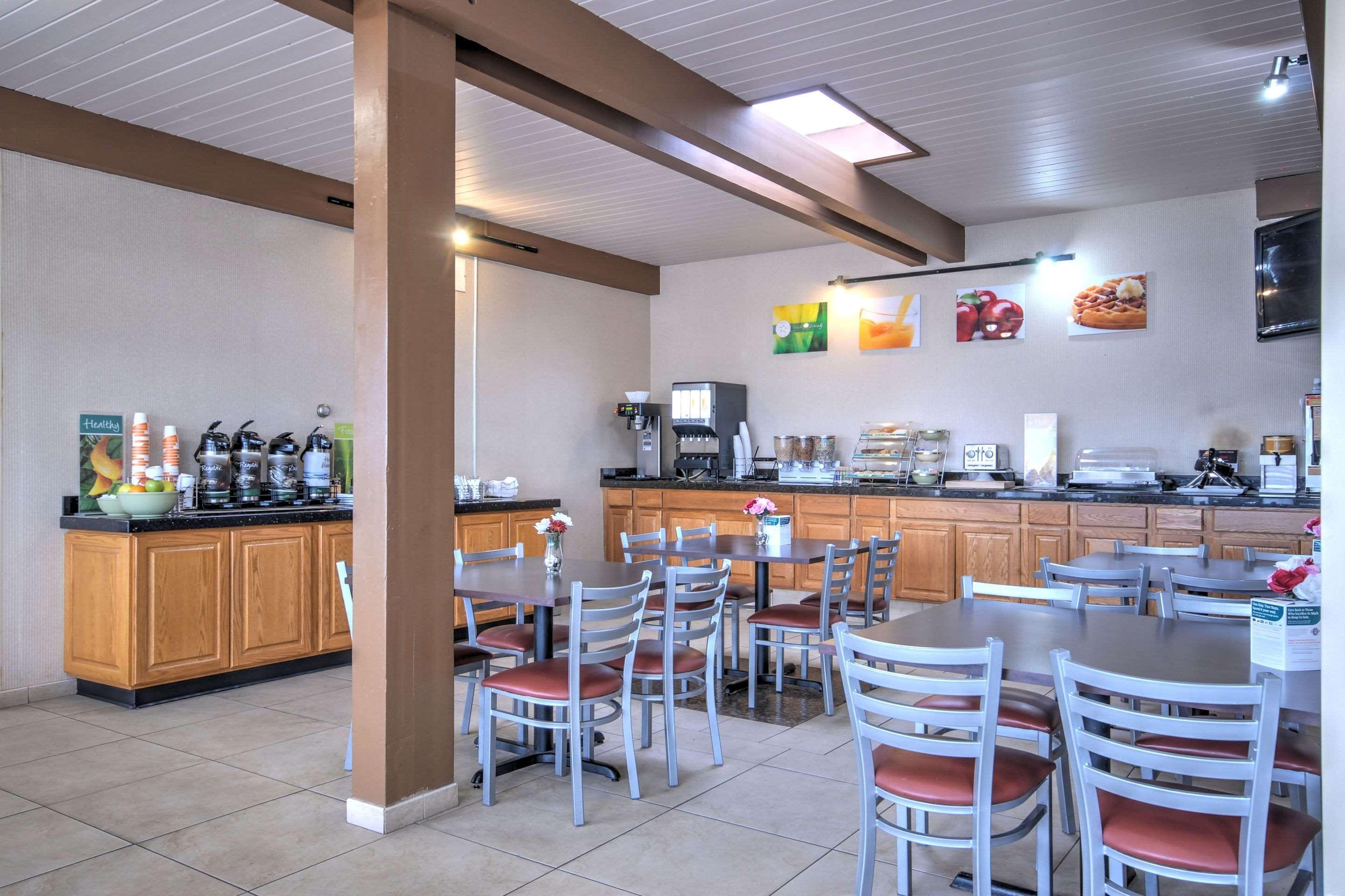 Quality Inn Big Sky Kalispell Exterior photo