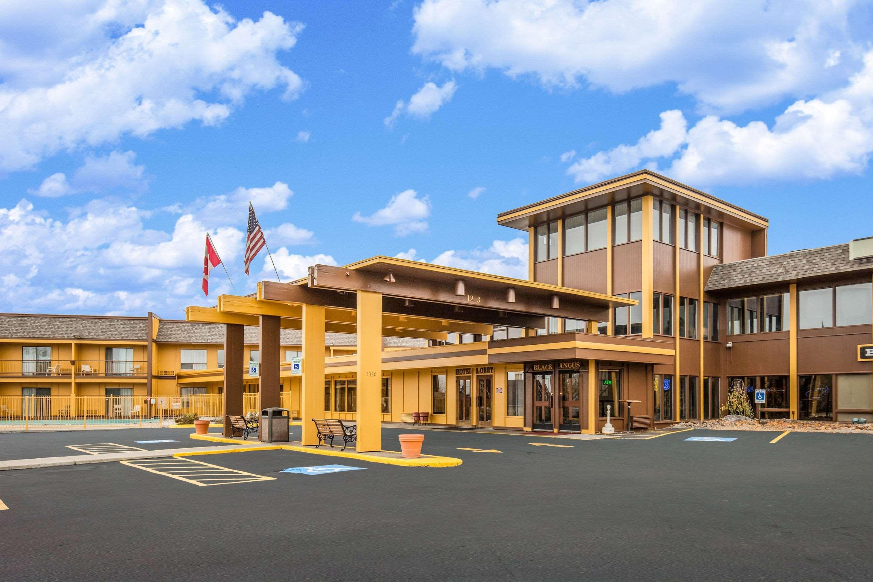 Quality Inn Big Sky Kalispell Exterior photo