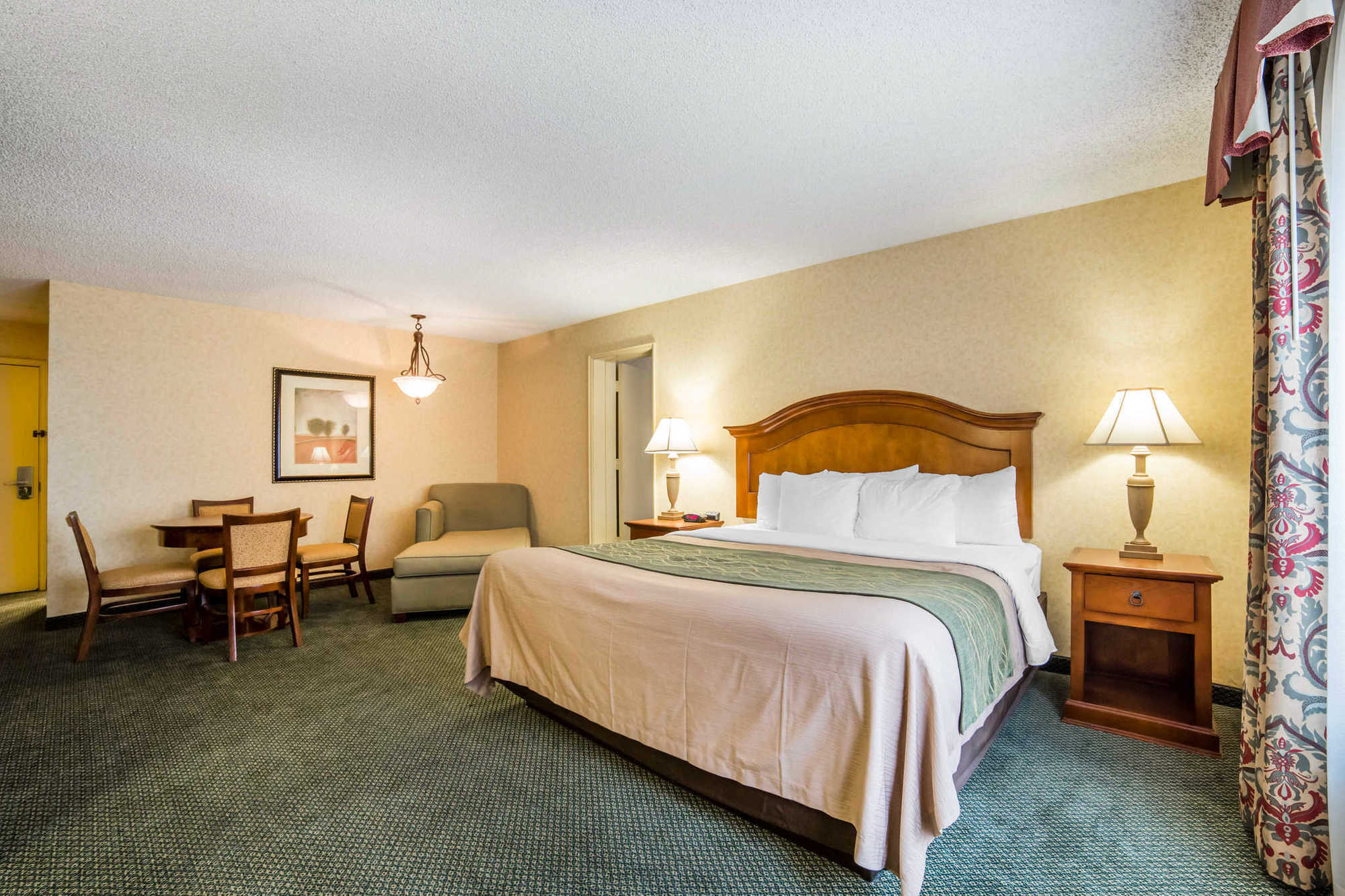 Quality Inn Big Sky Kalispell Room photo