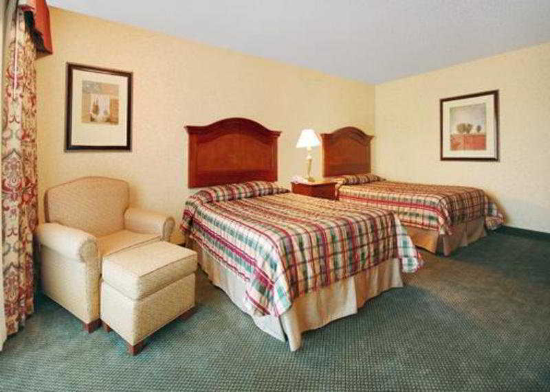 Quality Inn Big Sky Kalispell Exterior photo