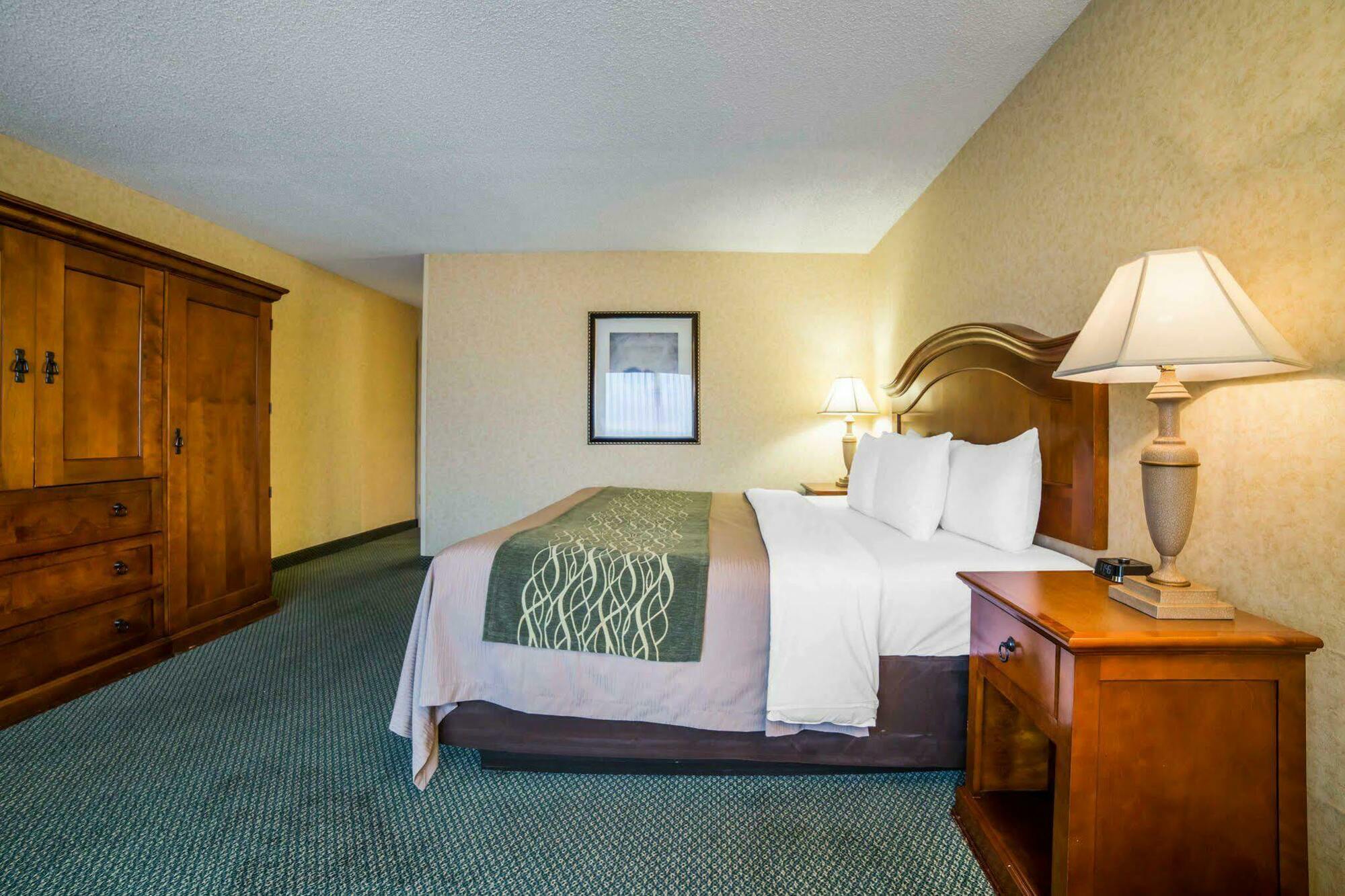 Quality Inn Big Sky Kalispell Exterior photo